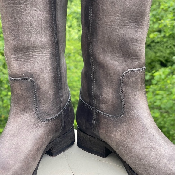 LIKE NEW FRYE Melissa Double Button Lug Distressed Charcoal Leather Riding Boots - Picture 10 of 16